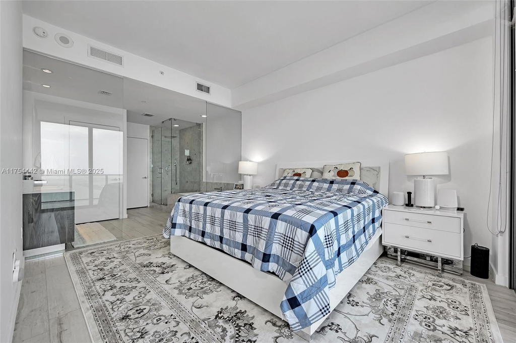 Real estate property located at 480 31st St #4805, Miami-dade, Gran Paraiso Condo, Miami, FL