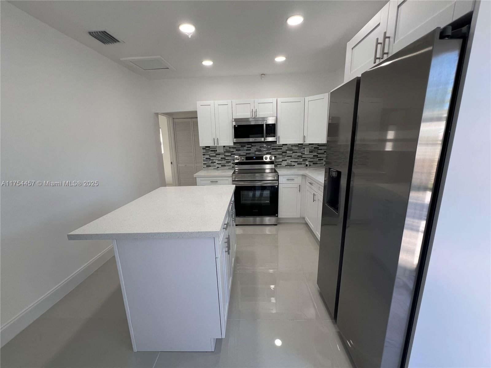 Real estate property located at 2654 47th St, Miami-dade, Wilson Est, Miami, FL