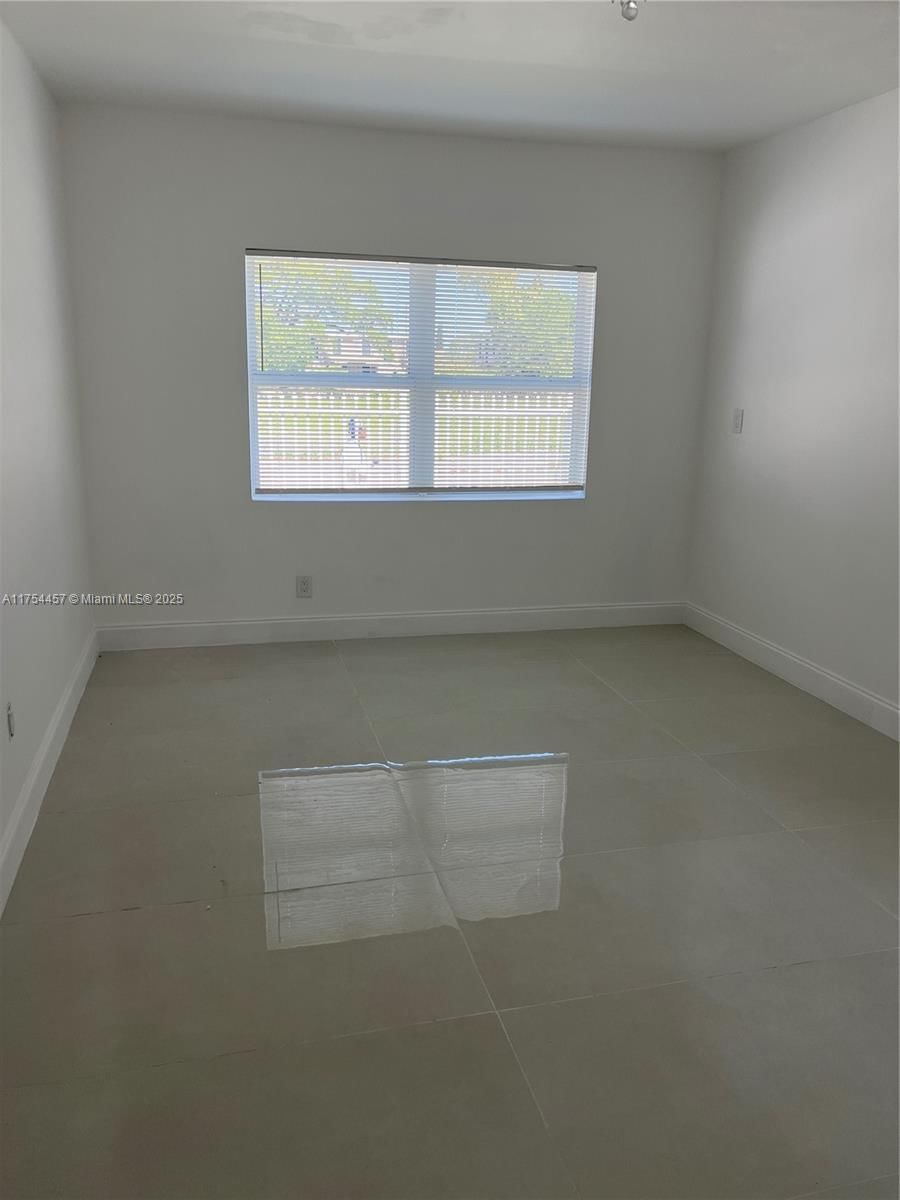 Real estate property located at 2654 47th St, Miami-dade, Wilson Est, Miami, FL