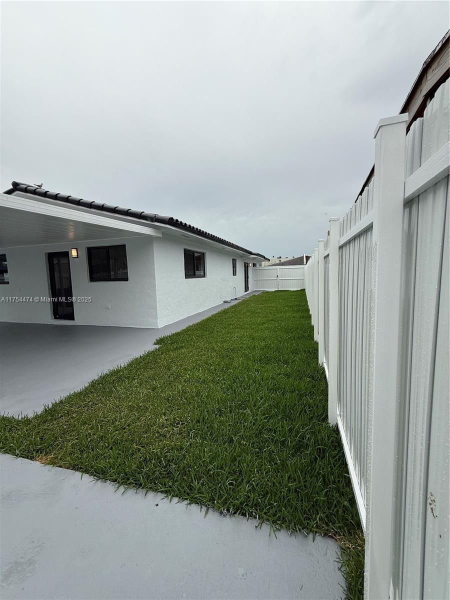 Real estate property located at 961 39th Pl, Miami-dade, Mango Hill Replat, Hialeah, FL