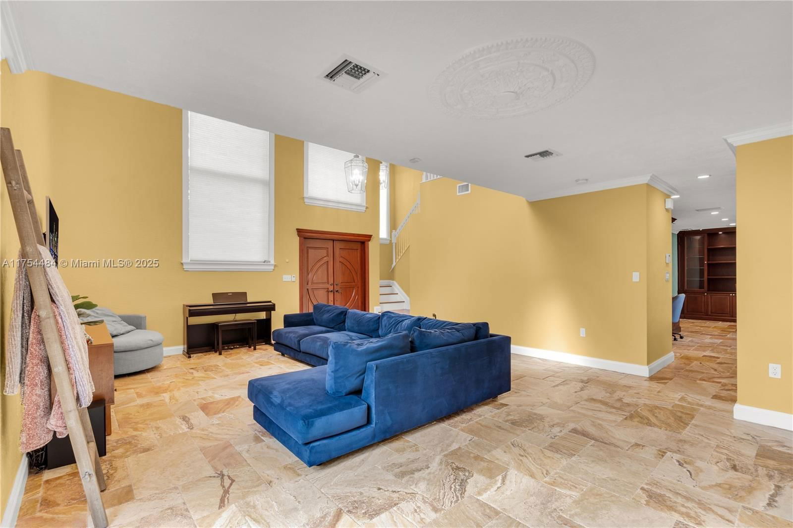 Real estate property located at 15430 98th St, Miami-dade, Weitzer Hammocks Homes Se, Miami, FL