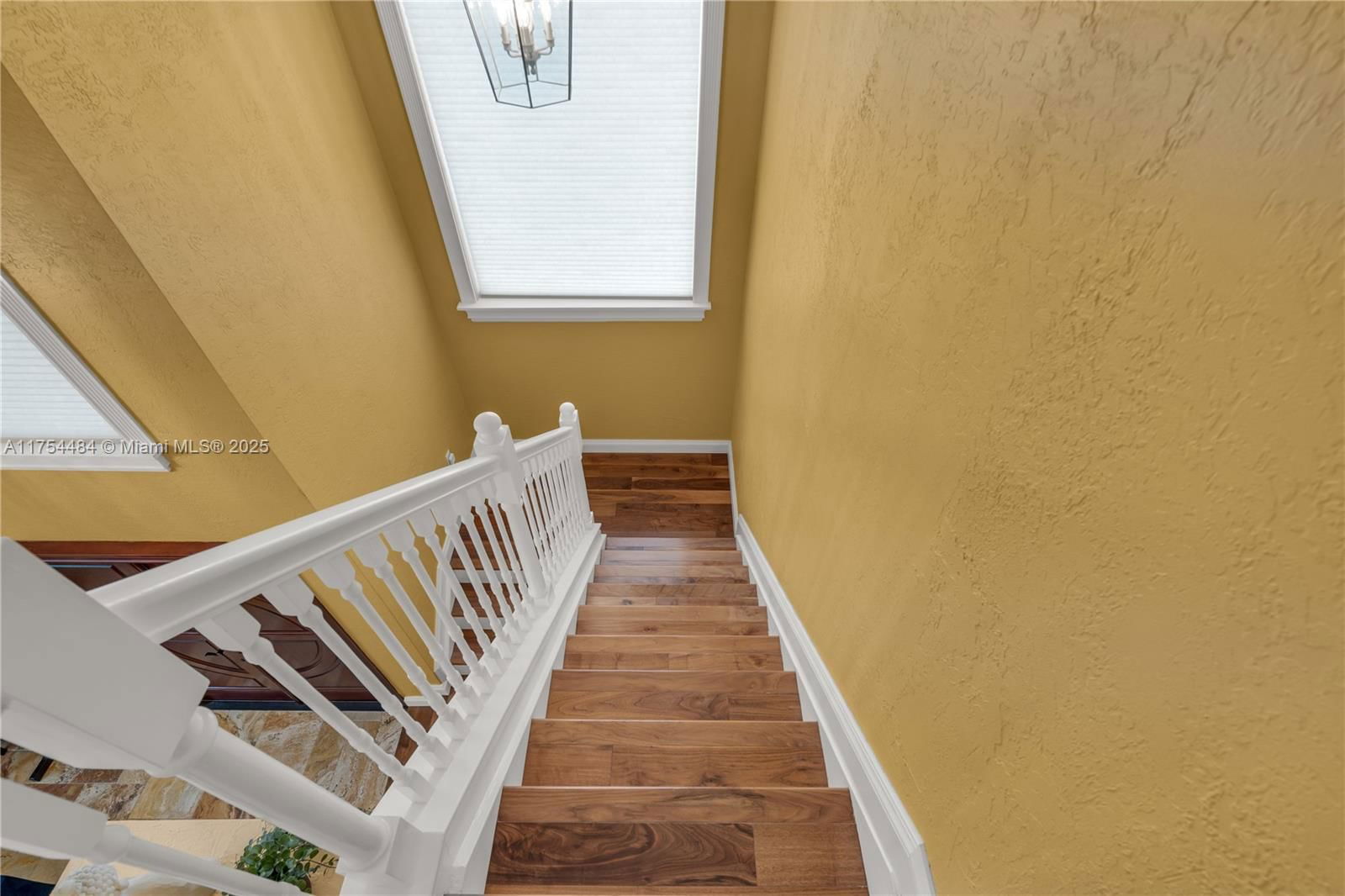 Real estate property located at 15430 98th St, Miami-dade, Weitzer Hammocks Homes Se, Miami, FL