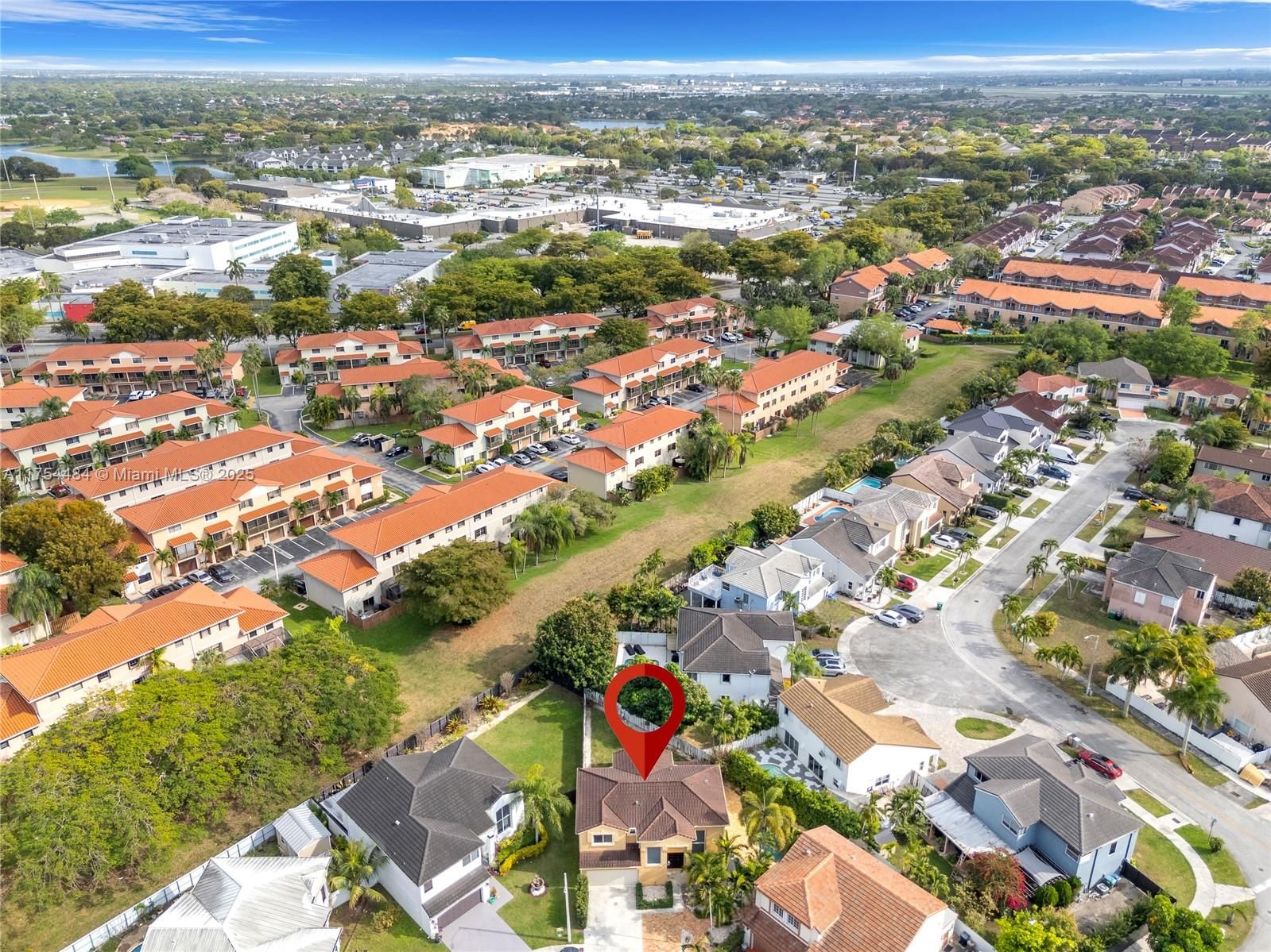 Real estate property located at 15430 98th St, Miami-dade, Weitzer Hammocks Homes Se, Miami, FL