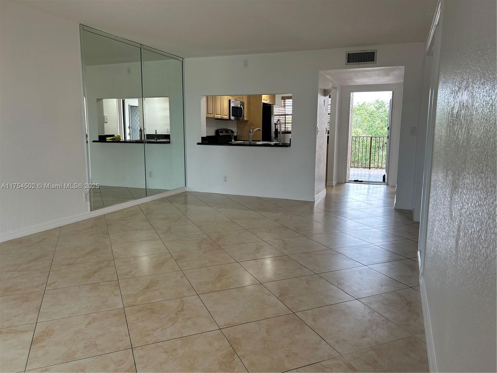 Real estate property located at 1920 Sabal Palm Dr #402, Broward, Condo 9 Of Sabal Palm Con, Davie, FL