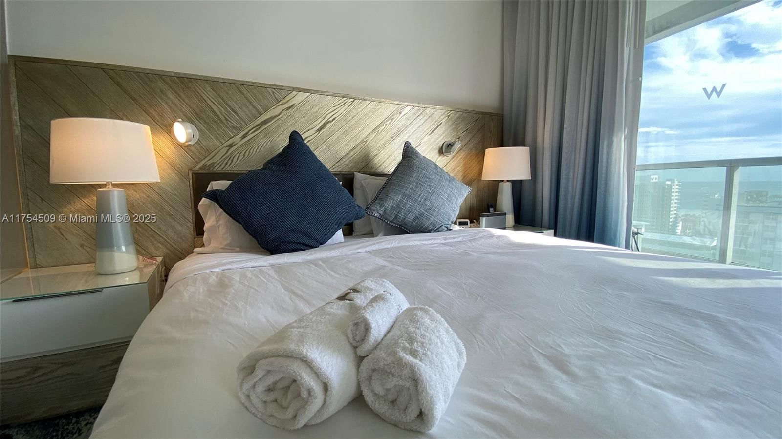 Real estate property located at 3101 Bayshore Dr #1703, Broward, Fort Lauderdale Residence, Fort Lauderdale, FL