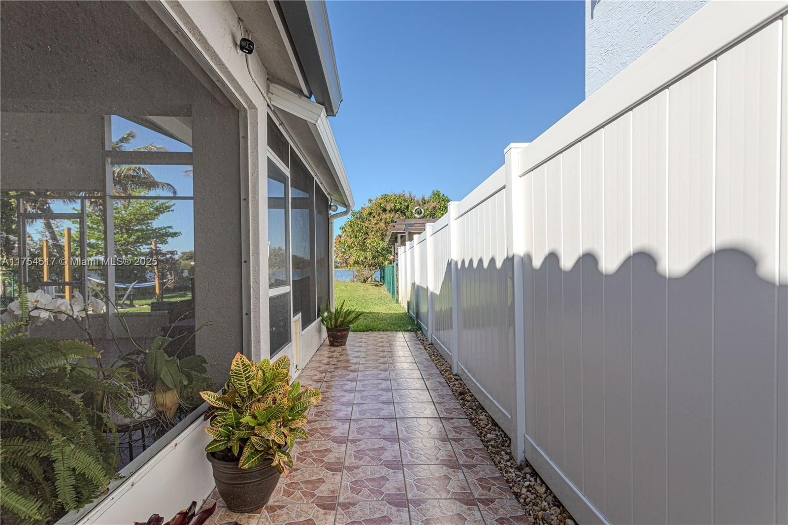 Real estate property located at 1628 208th Way, Broward, Chapel Trail Ii, Pembroke Pines, FL