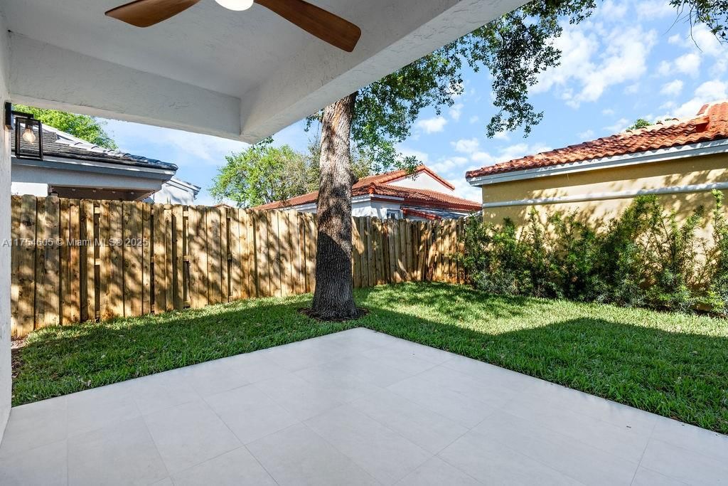 Real estate property located at 10969 74th St, Miami-dade, Poinciana At Sunset, Miami, FL