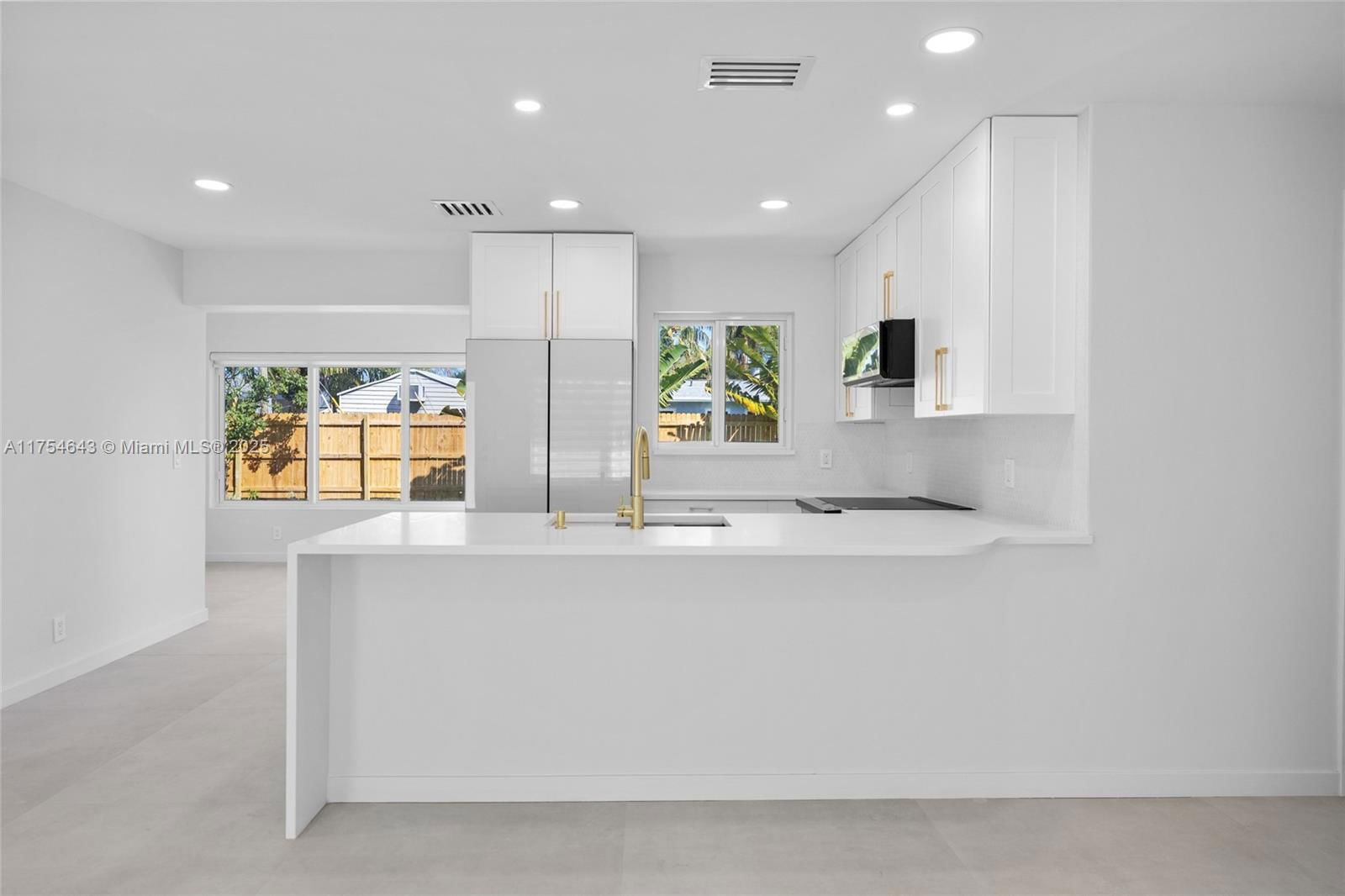 Real estate property located at 211 14th St, Broward, Lyons Park First Add, Pompano Beach, FL