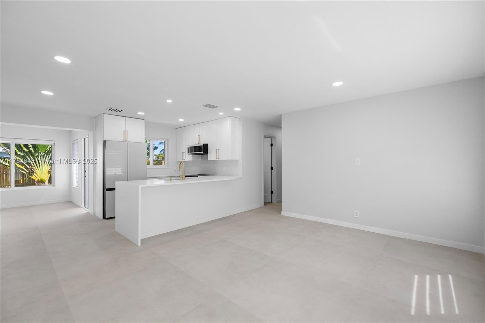 Real estate property located at 211 14th St, Broward, Lyons Park First Add, Pompano Beach, FL