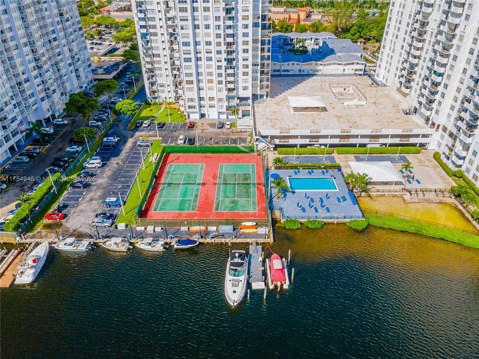 Real estate property located at 2780 183rd St #1810, Miami-dade, Commodore Plaza Condo, Aventura, FL