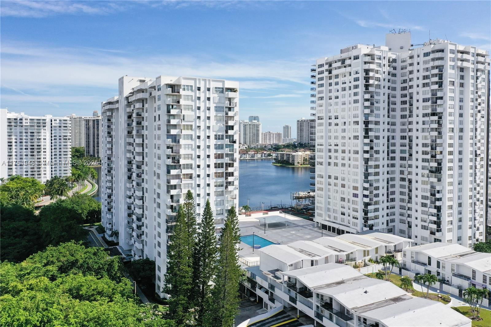 Real estate property located at 2780 183rd St #1810, Miami-dade, Commodore Plaza Condo, Aventura, FL
