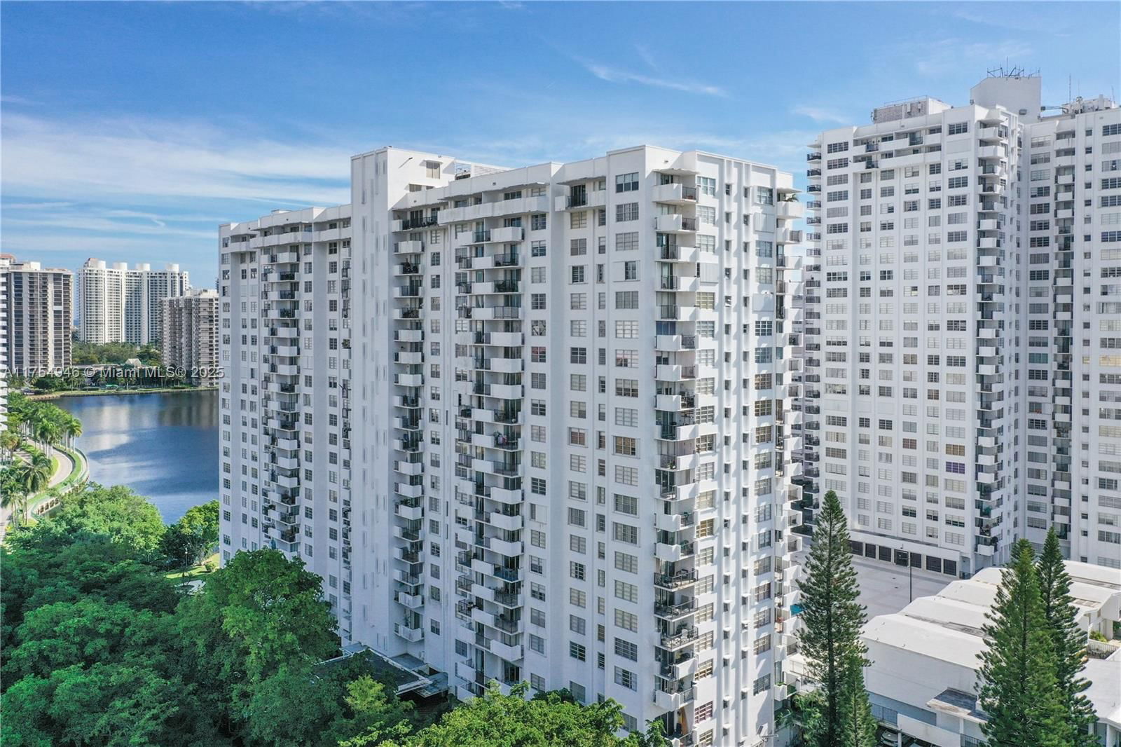 Real estate property located at 2780 183rd St #1810, Miami-dade, Commodore Plaza Condo, Aventura, FL