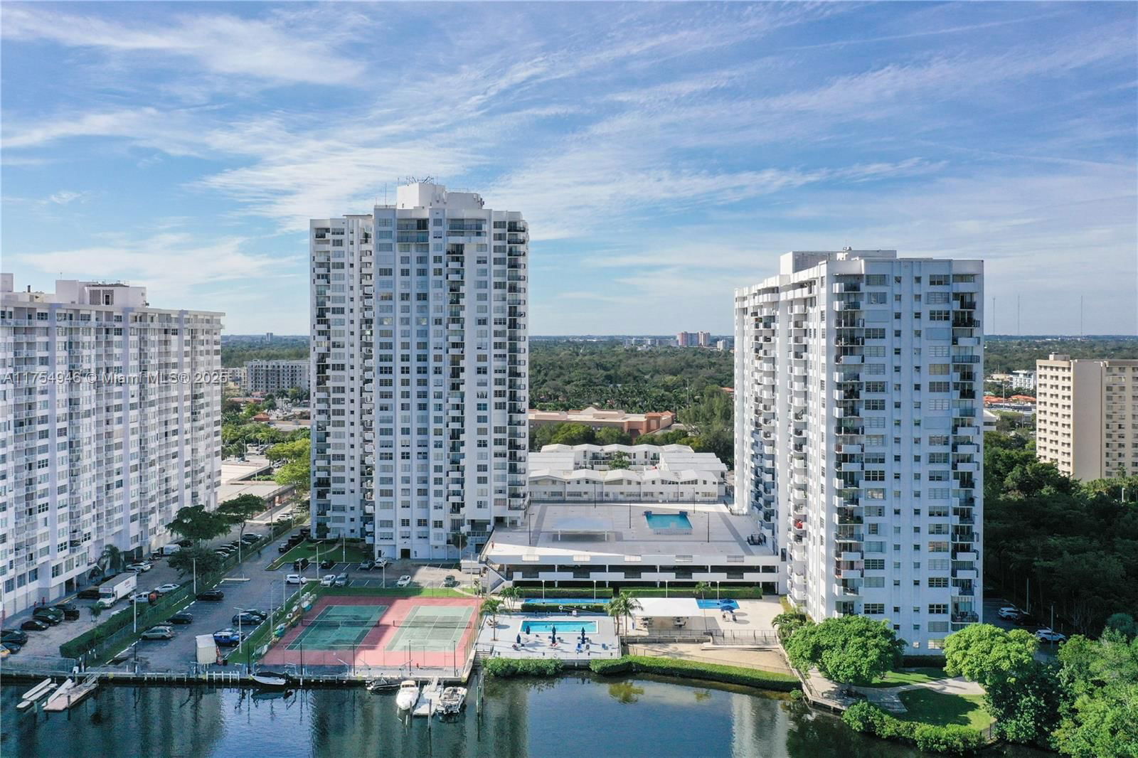 Real estate property located at 2780 183rd St #1810, Miami-dade, Commodore Plaza Condo, Aventura, FL