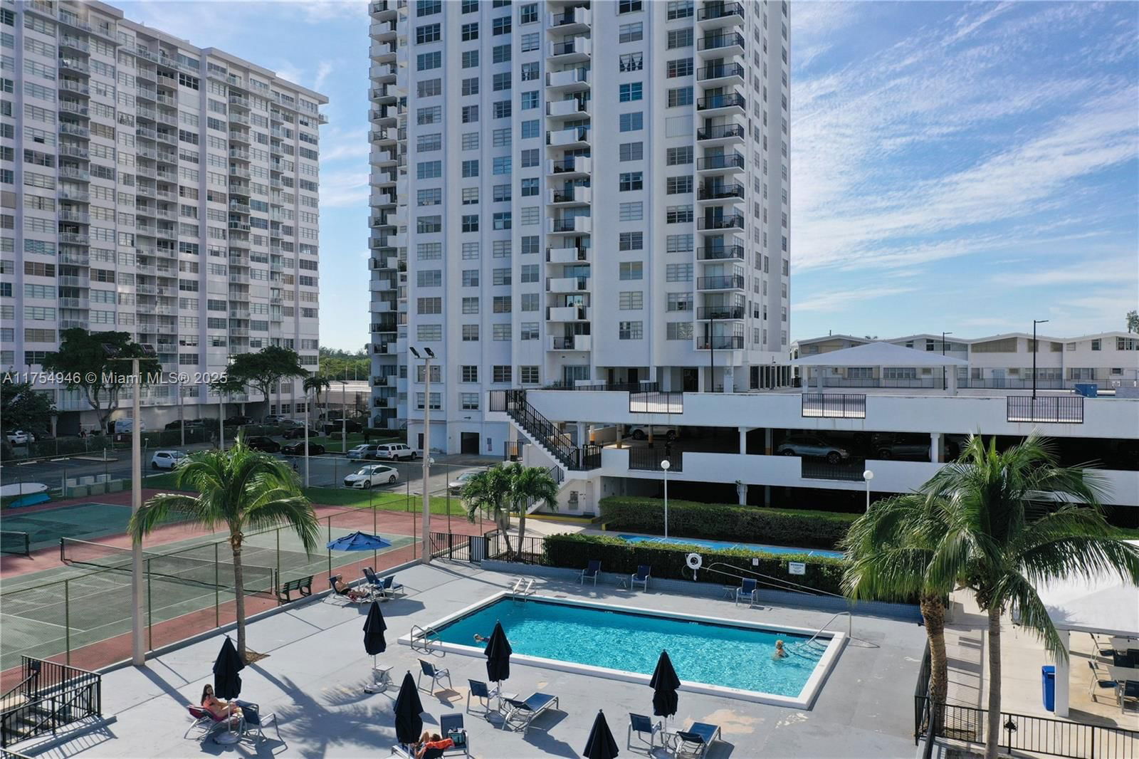 Real estate property located at 2780 183rd St #1810, Miami-dade, Commodore Plaza Condo, Aventura, FL