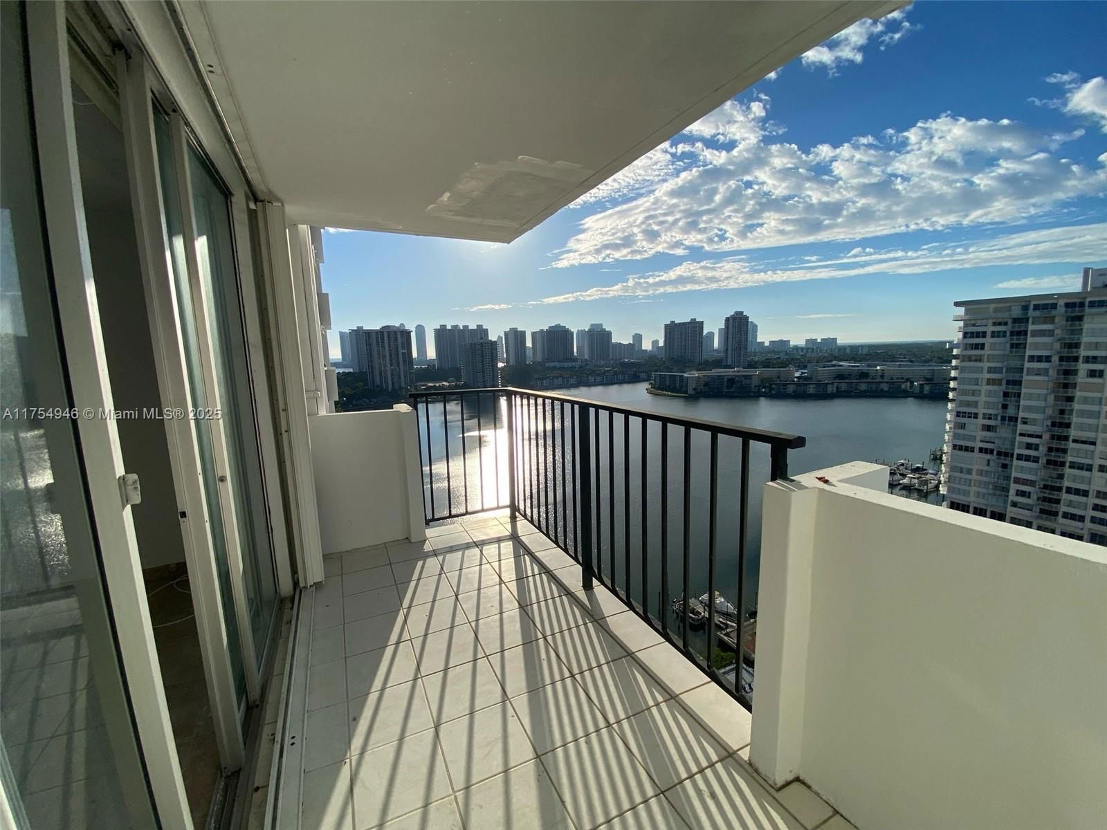 Real estate property located at 2780 183rd St #1810, Miami-dade, Commodore Plaza Condo, Aventura, FL
