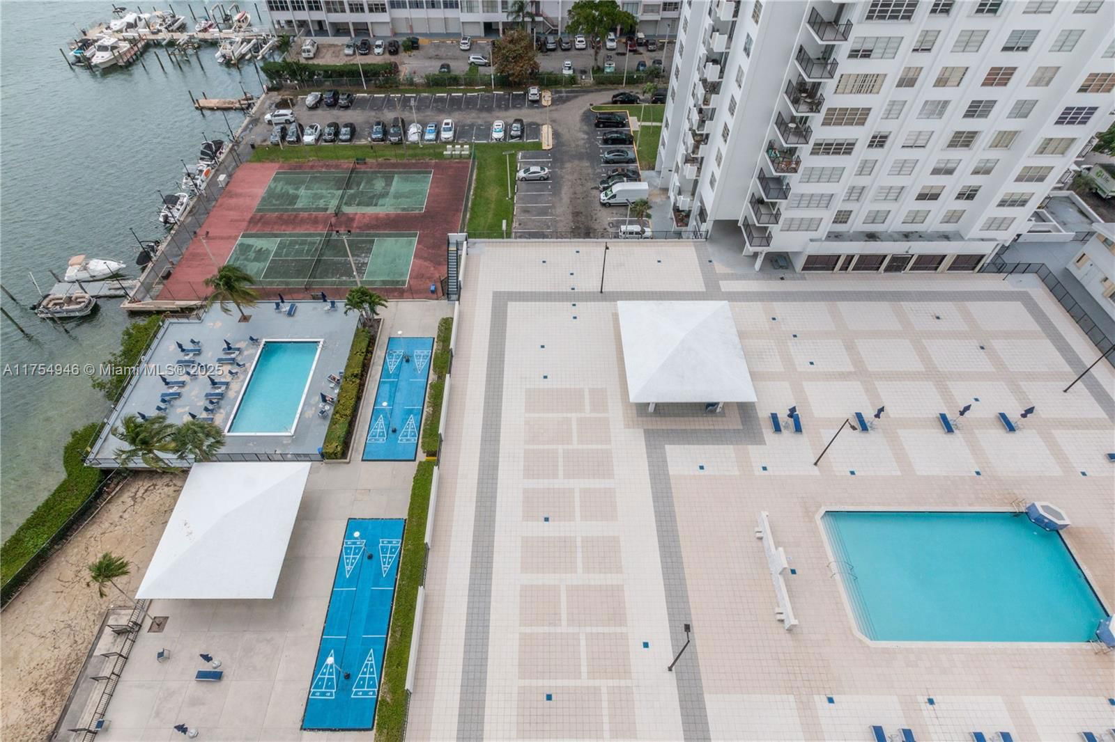 Real estate property located at 2780 183rd St #1810, Miami-dade, Commodore Plaza Condo, Aventura, FL