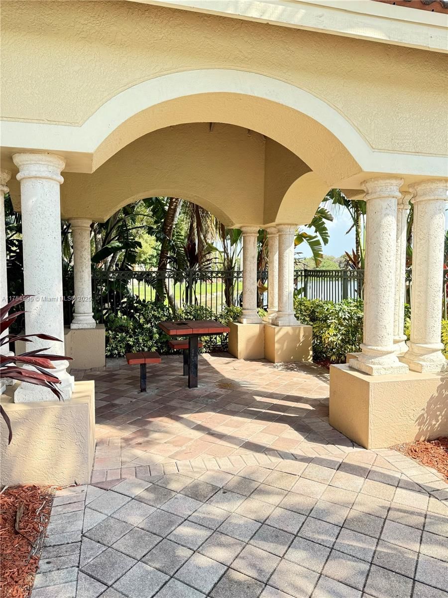 Real estate property located at 2586 Centergate Dr #104, Broward, Aventine At Miramar Condo, Miramar, FL