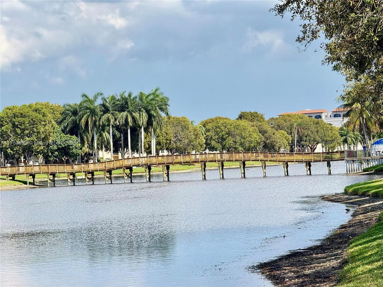 Real estate property located at 2586 Centergate Dr #104, Broward, Aventine At Miramar Condo, Miramar, FL