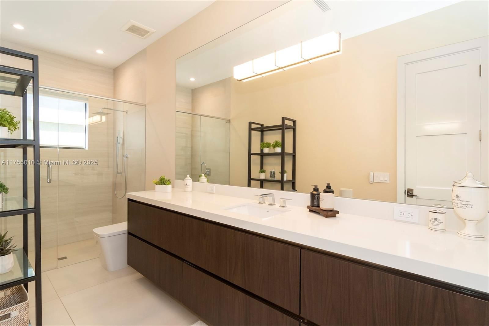 Real estate property located at 11791 6th Pl, Broward, Fla Fruit Lands Co, Plantation, FL