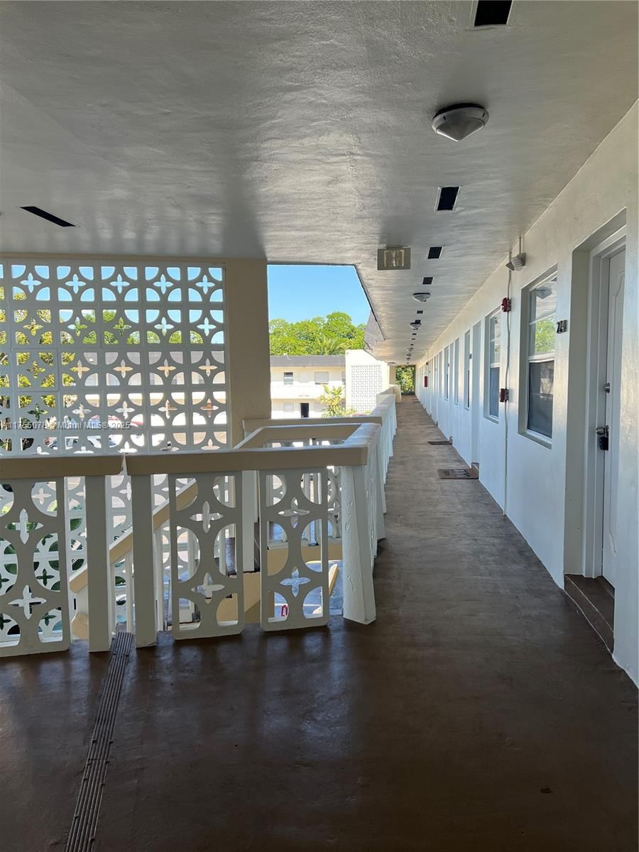 Real estate property located at 1860 Venice Park Dr #211, Miami-dade, Hidden Waters Condo, North Miami, FL
