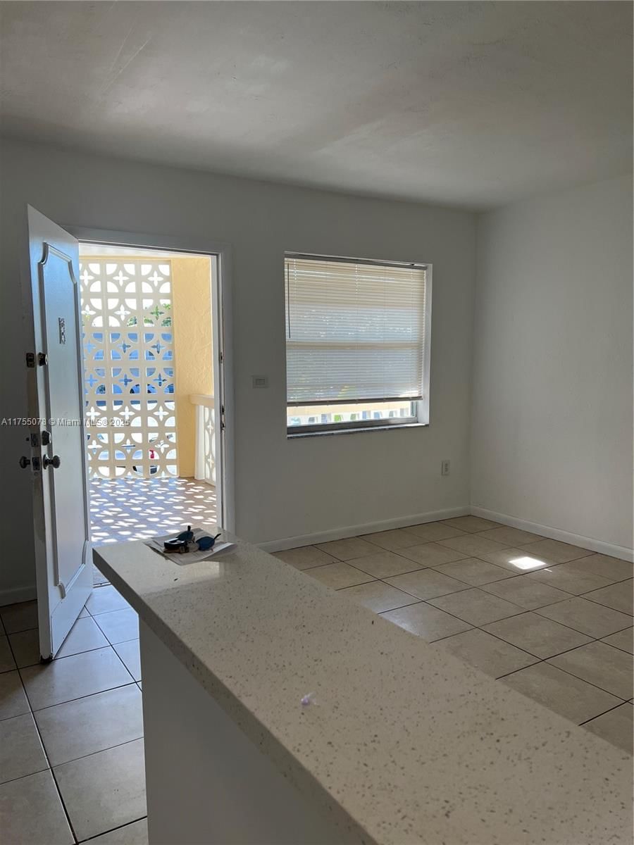 Real estate property located at 1860 Venice Park Dr #211, Miami-dade, Hidden Waters Condo, North Miami, FL