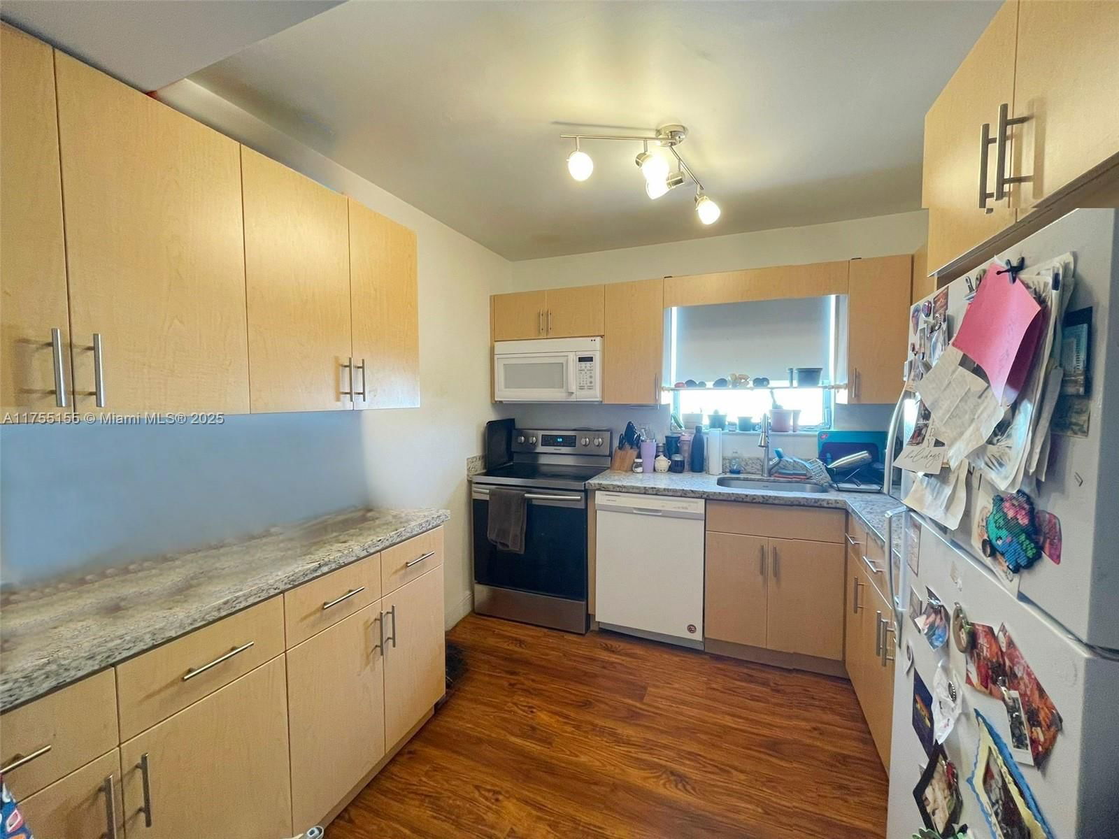 Real estate property located at 821 Euclid Ave #403, Miami-dade, 821 Euclid Condo, Miami Beach, FL