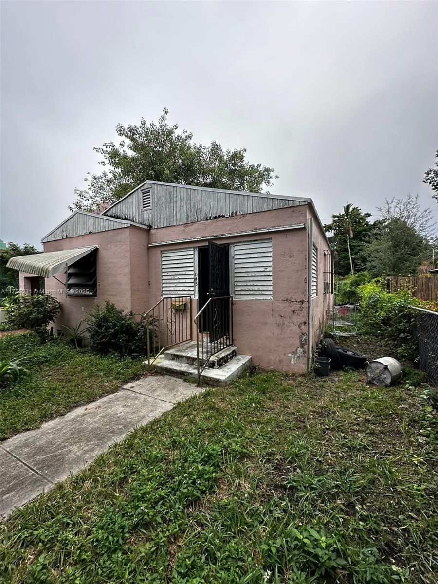 Real estate property located at 1043 48th St, Miami-dade, Crestwood, Miami, FL