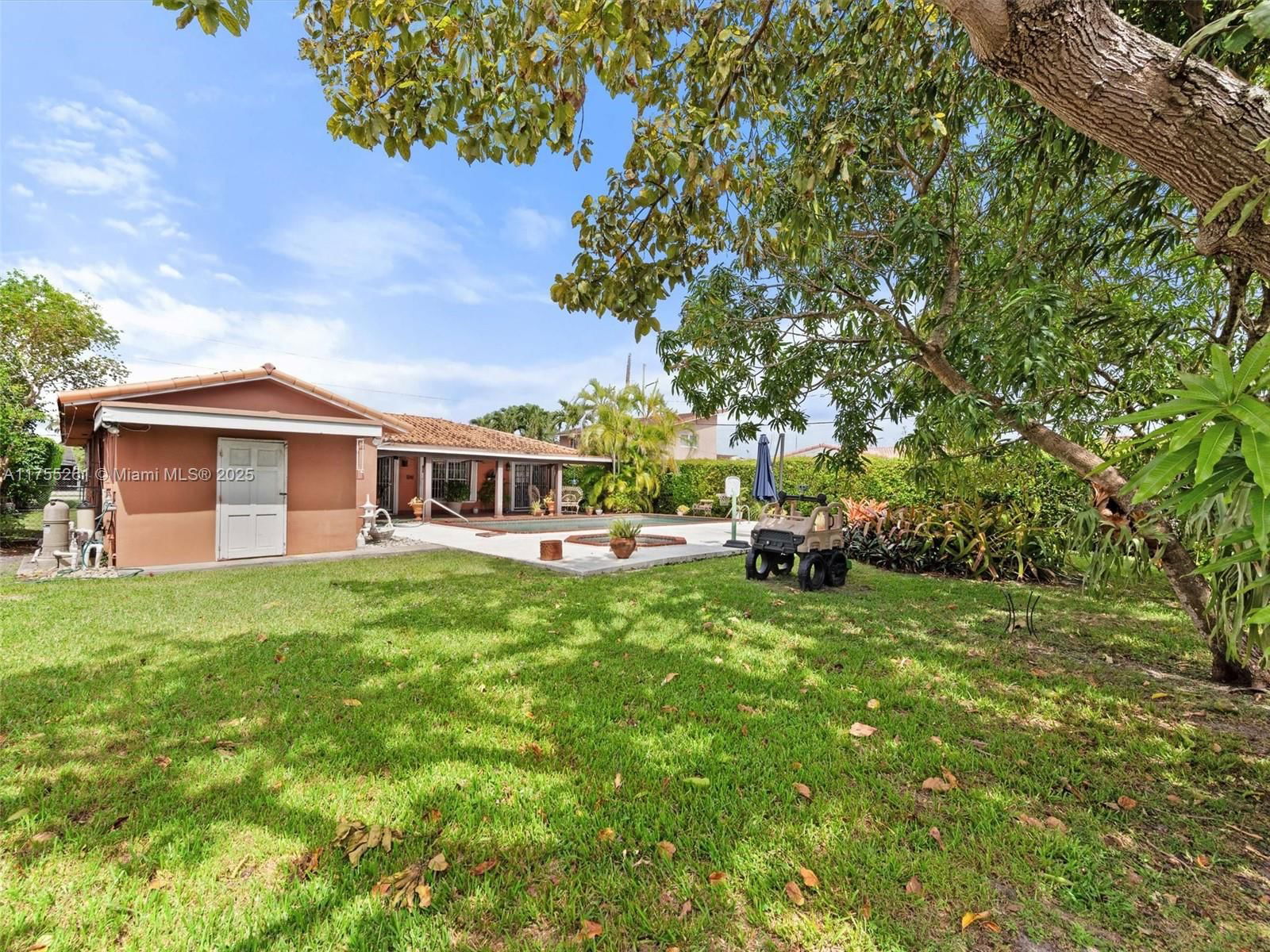 Real estate property located at 8980 12th St, Miami-dade, Boleda Subdivision, Miami, FL