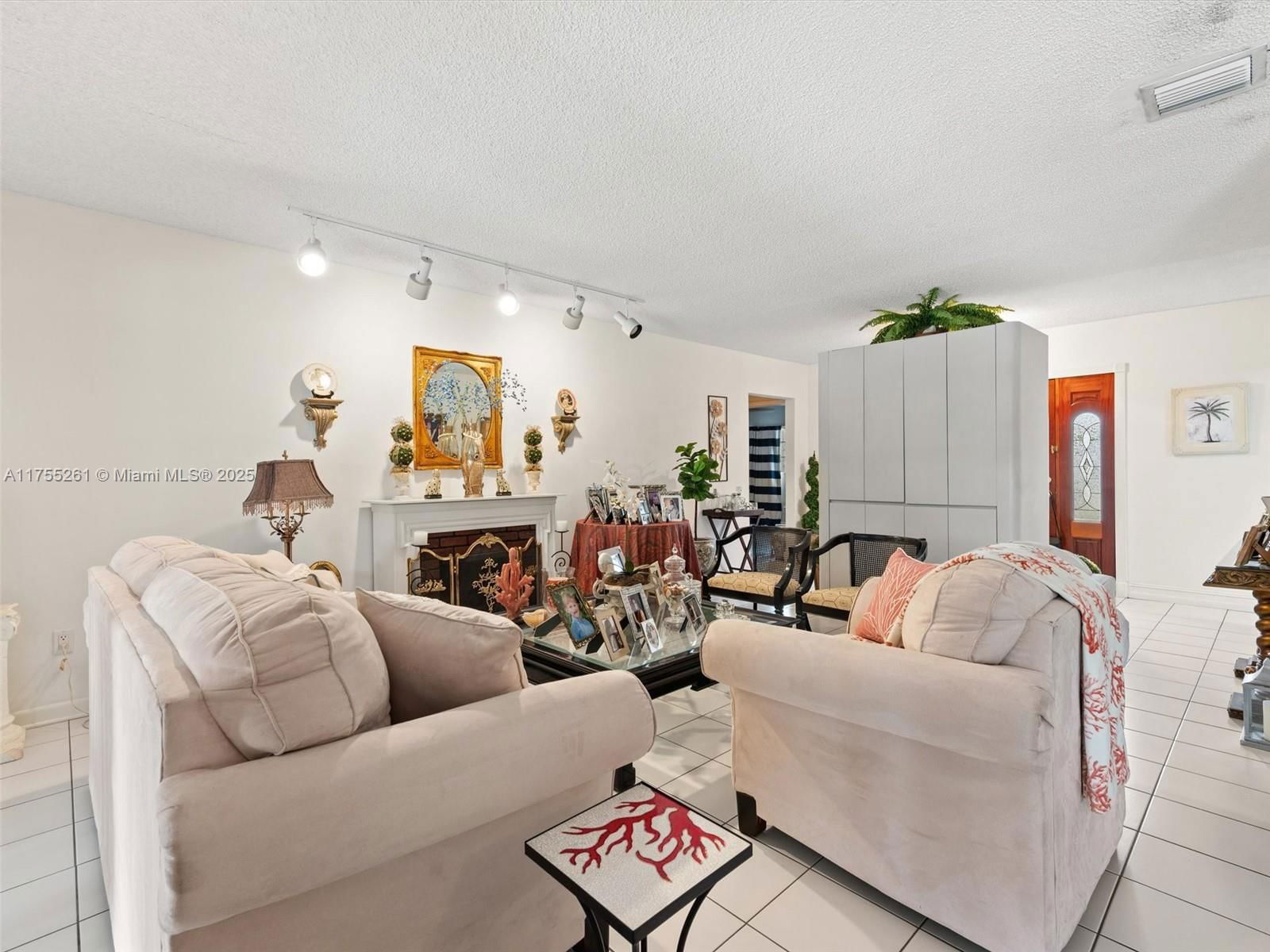 Real estate property located at 8980 12th St, Miami-dade, Boleda Subdivision, Miami, FL