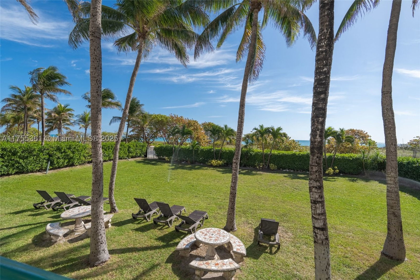 Real estate property located at 9195 Collins Ave #1103, Miami-dade, Carlisle On The Ocean Con, Surfside, FL