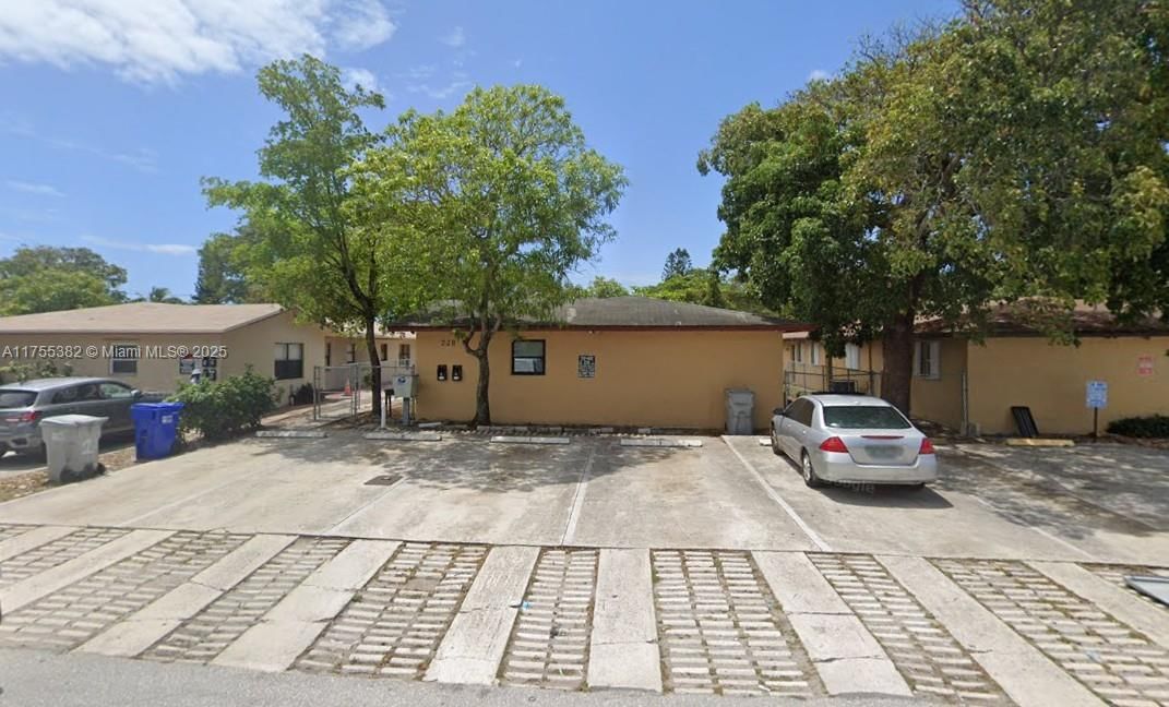 Real estate property located at 228 12th St, Broward, Monticello Park Amended P, Pompano Beach, FL