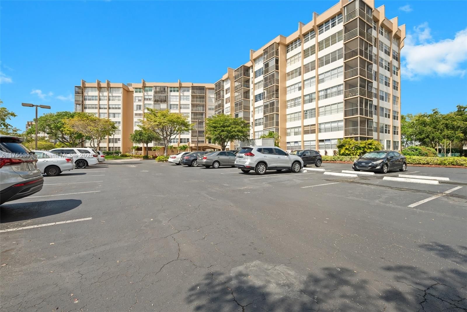 Real estate property located at 1000 Saint Charles Pl #603, Broward, Park Place Condominium No, Pembroke Pines, FL