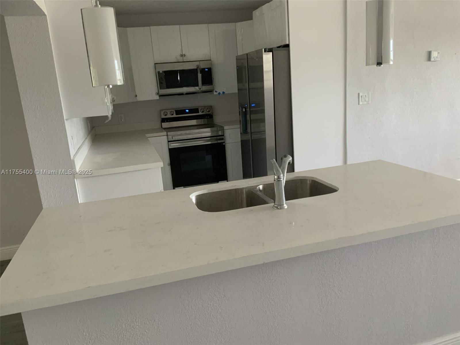 Real estate property located at 13520 17th Ave, Miami-dade, 1st Addn To Pine Tree Lak, Opa-Locka, FL