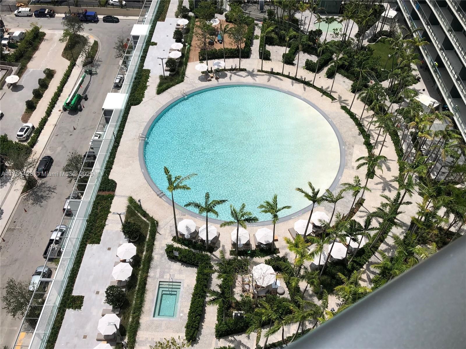 Real estate property located at 650 32nd St #2006, Miami-dade, Paraiso Bay Condo, Miami, FL