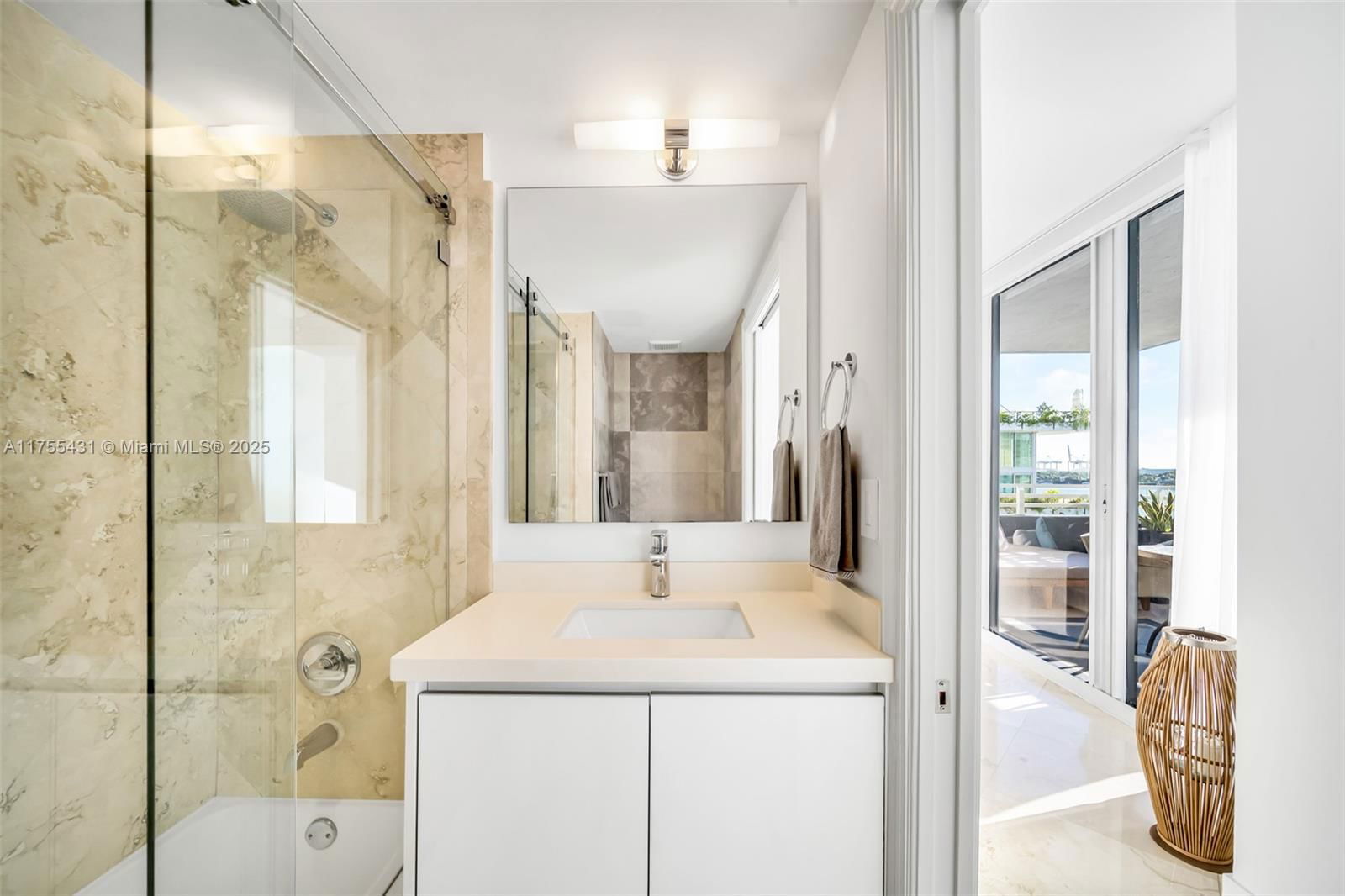 Real estate property located at 1330 West Ave #808, Miami-dade, The Waverly At South Beac, Miami Beach, FL