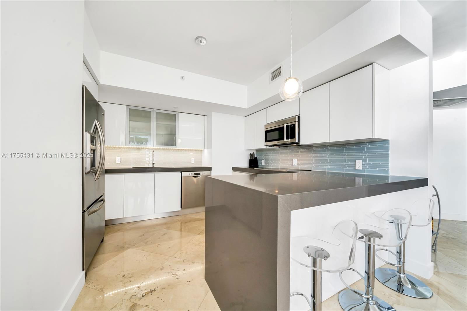 Real estate property located at 1330 West Ave #808, Miami-dade, The Waverly At South Beac, Miami Beach, FL