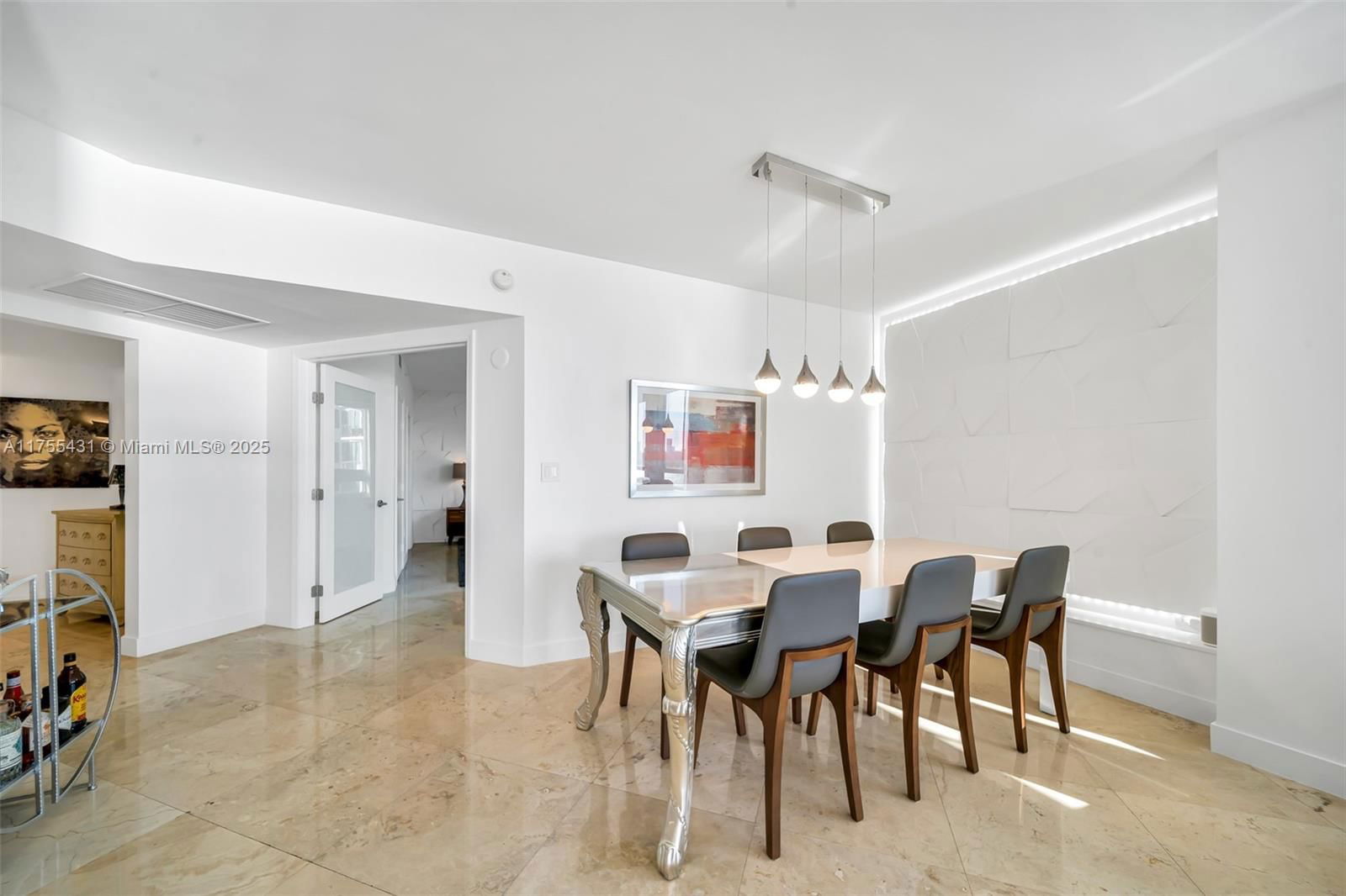 Real estate property located at 1330 West Ave #808, Miami-dade, The Waverly At South Beac, Miami Beach, FL