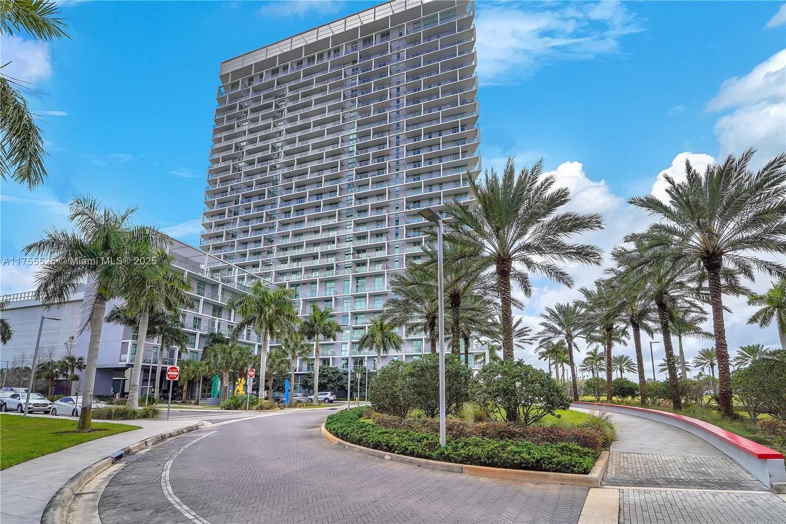 Real estate property located at 2000 Metropica Way #1002, Broward, Metropica North Tower One, Sunrise, FL