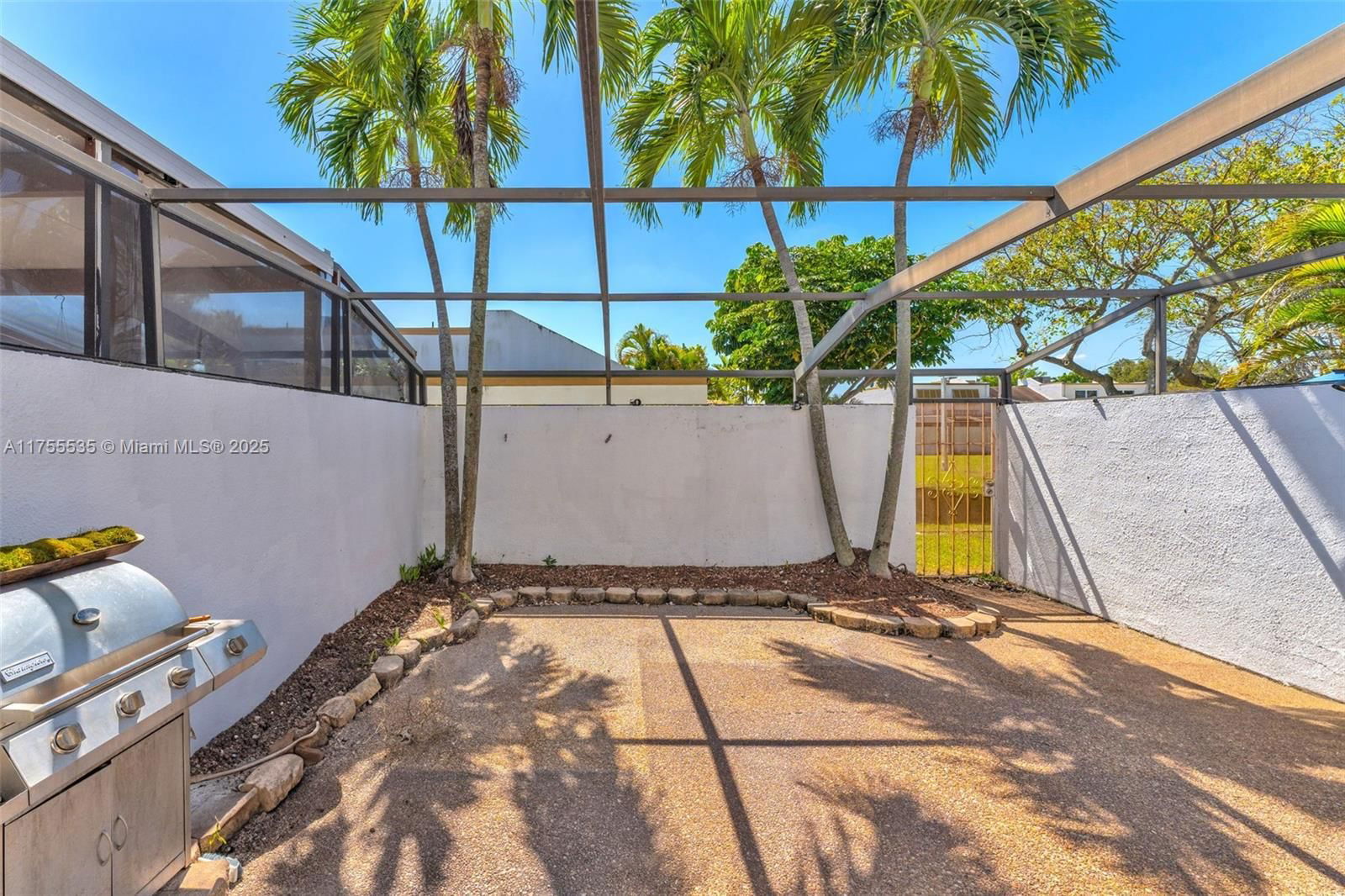 Real estate property located at 13190 10th Terrace Drive #13190, Miami-dade, Trail Run Sec 3, Miami, FL