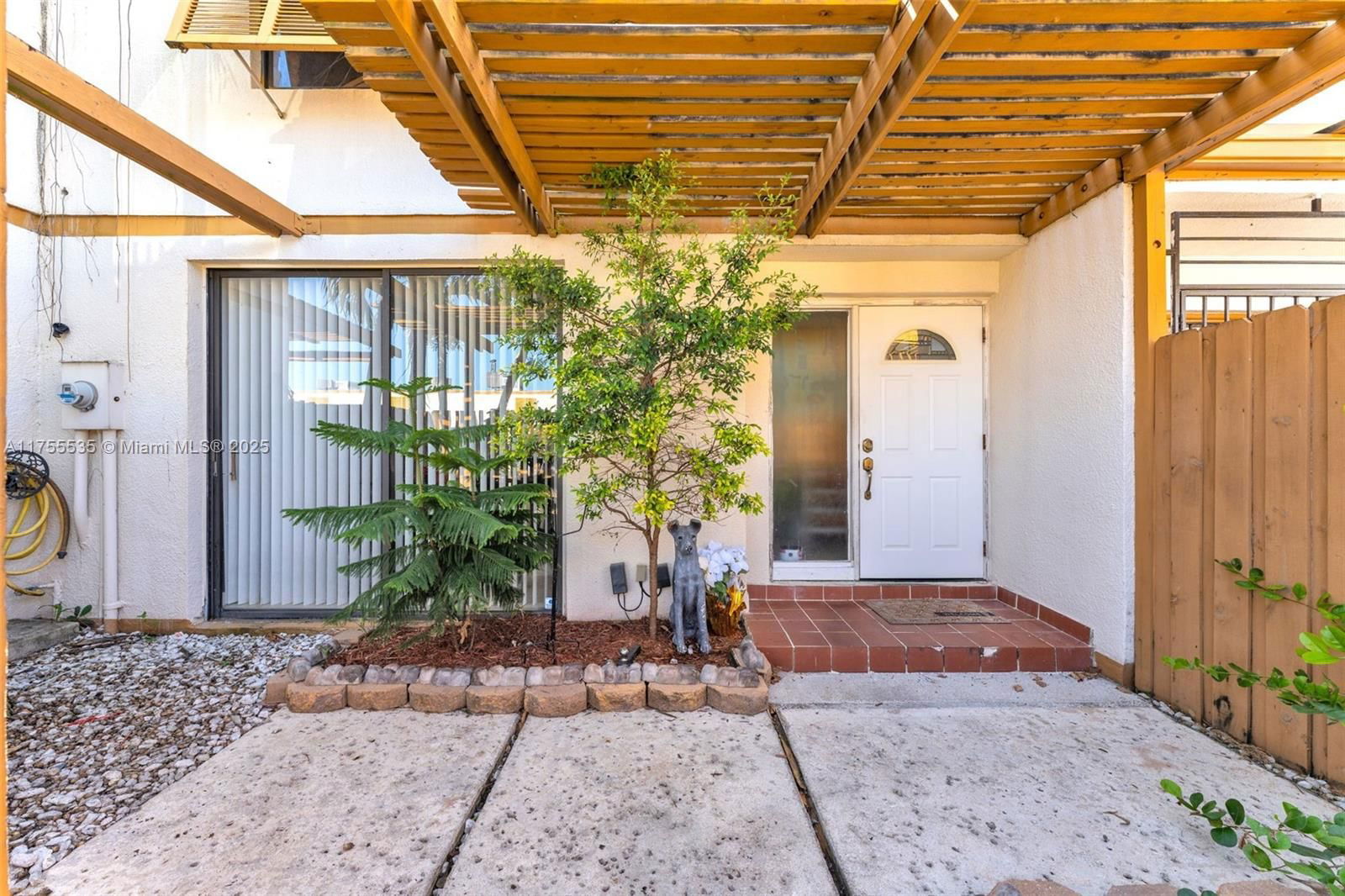Real estate property located at 13190 10th Terrace Drive #13190, Miami-dade, Trail Run Sec 3, Miami, FL