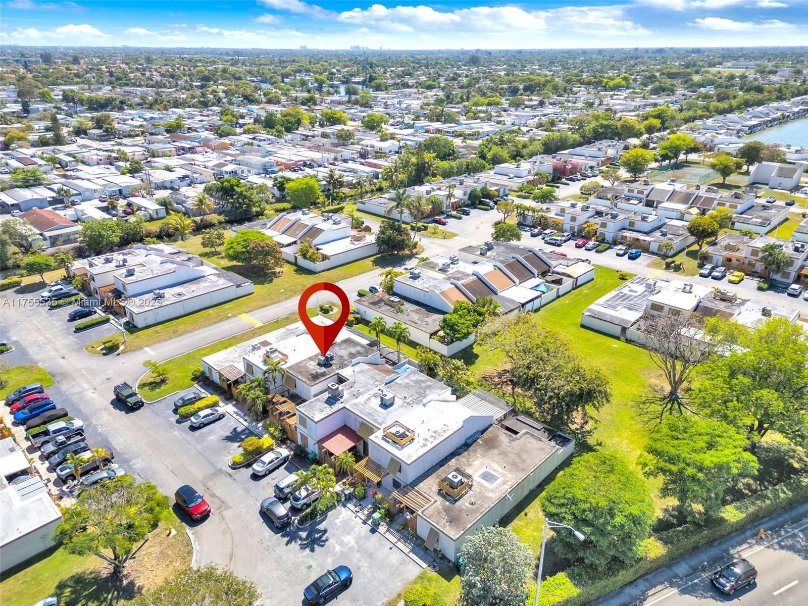 Real estate property located at 13190 10th Terrace Drive #13190, Miami-dade, Trail Run Sec 3, Miami, FL
