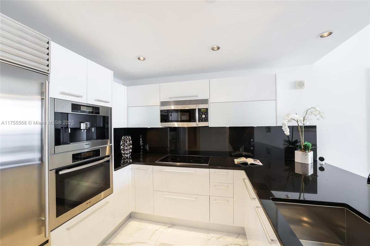 Real estate property located at 17121 Collins Ave #2606, Miami-dade, Jade Ocean Condo, Sunny Isles Beach, FL