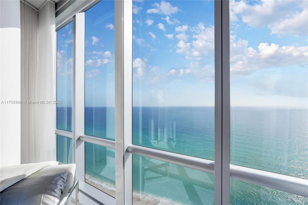 Real estate property located at 17121 Collins Ave #2606, Miami-dade, Jade Ocean Condo, Sunny Isles Beach, FL