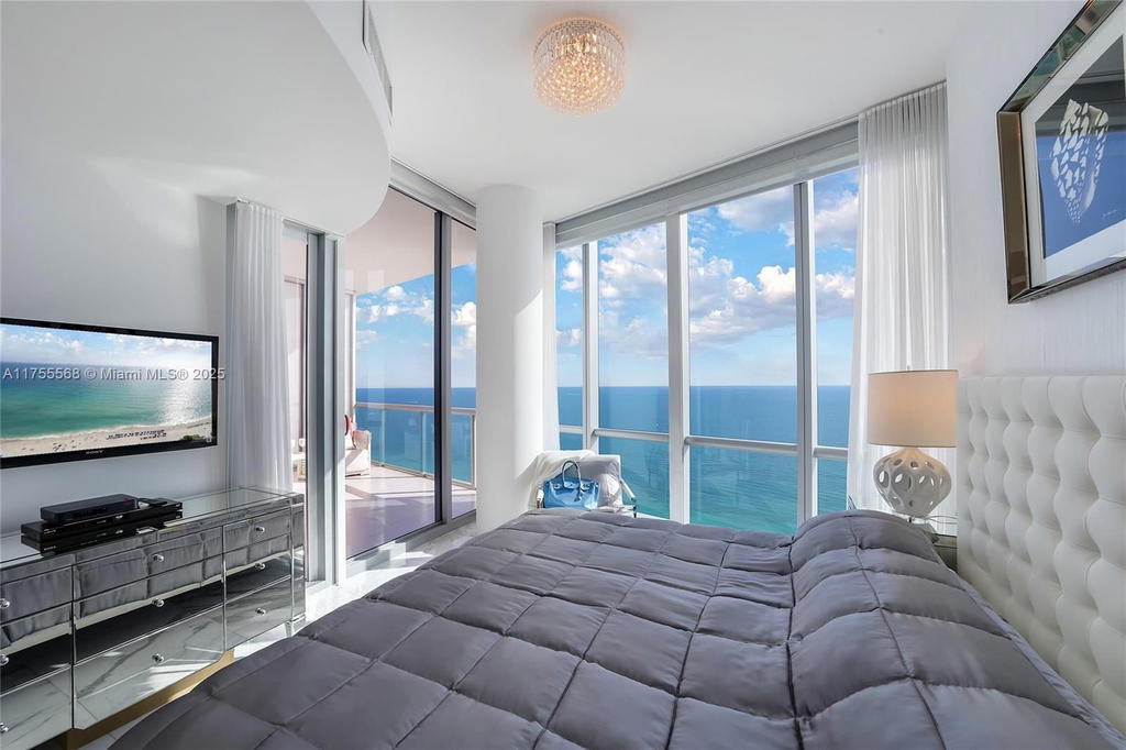 Real estate property located at 17121 Collins Ave #2606, Miami-dade, Jade Ocean Condo, Sunny Isles Beach, FL