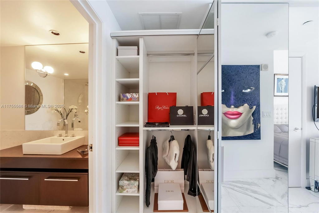 Real estate property located at 17121 Collins Ave #2606, Miami-dade, Jade Ocean Condo, Sunny Isles Beach, FL