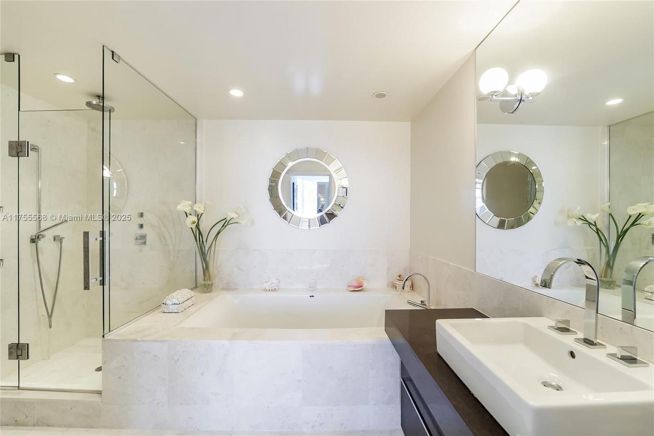 Real estate property located at 17121 Collins Ave #2606, Miami-dade, Jade Ocean Condo, Sunny Isles Beach, FL
