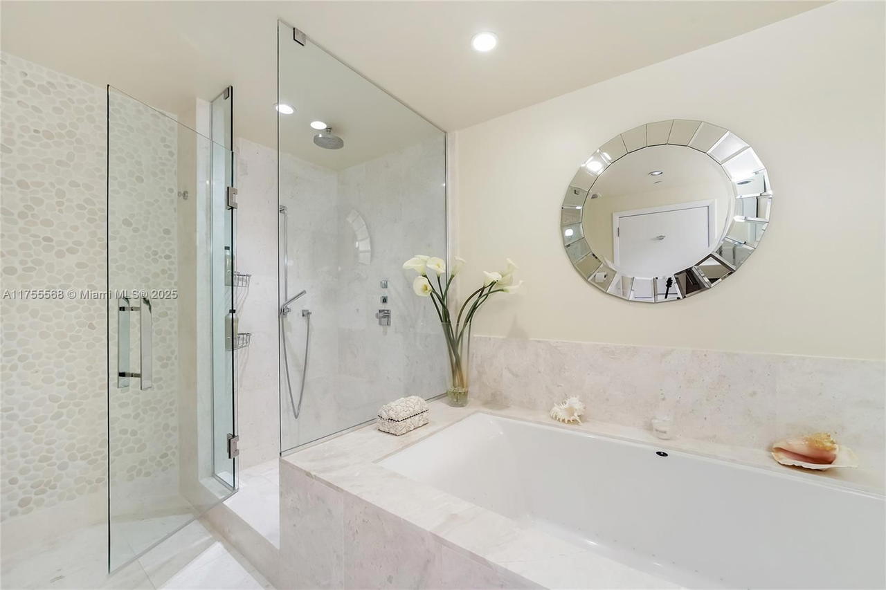 Real estate property located at 17121 Collins Ave #2606, Miami-dade, Jade Ocean Condo, Sunny Isles Beach, FL