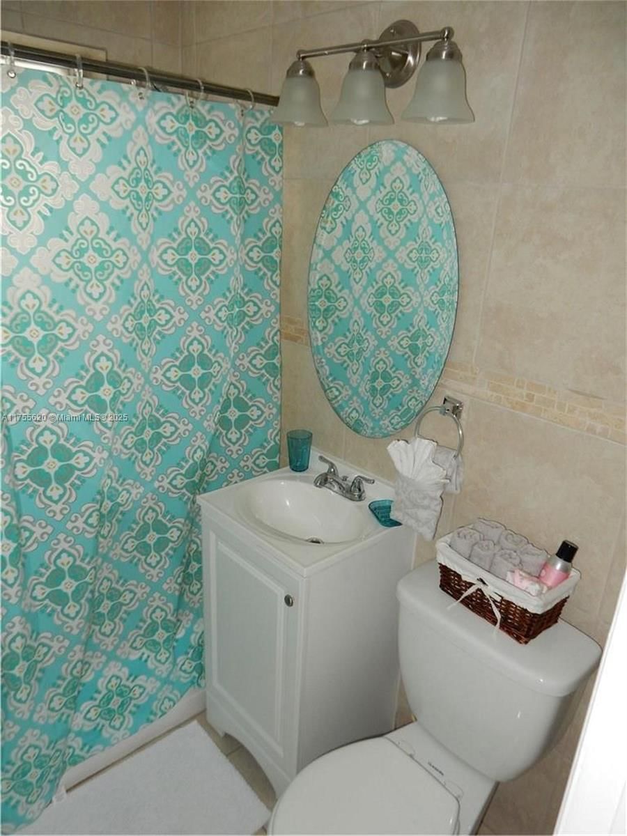 Real estate property located at 231 15th St #1-8, Broward, Pompano Beach, FL