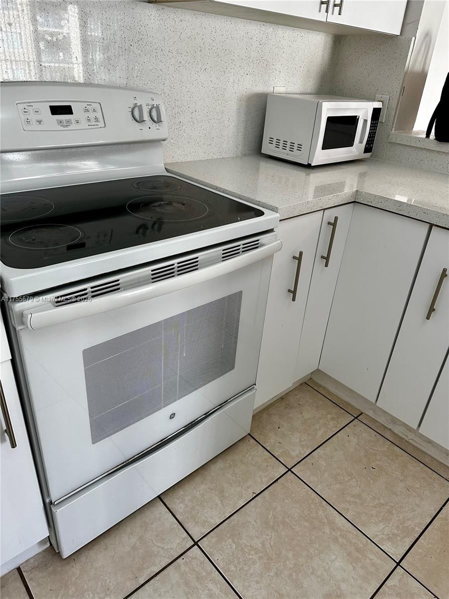 Real estate property located at 9200 Atlantic Blvd #1422, Broward, Visconti Condo, Coral Springs, FL