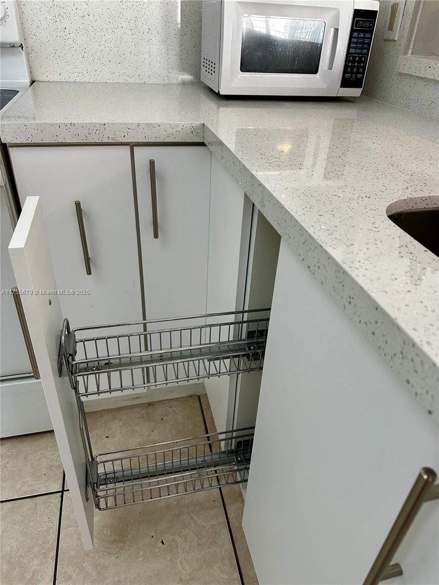 Real estate property located at 9200 Atlantic Blvd #1422, Broward, Visconti Condo, Coral Springs, FL